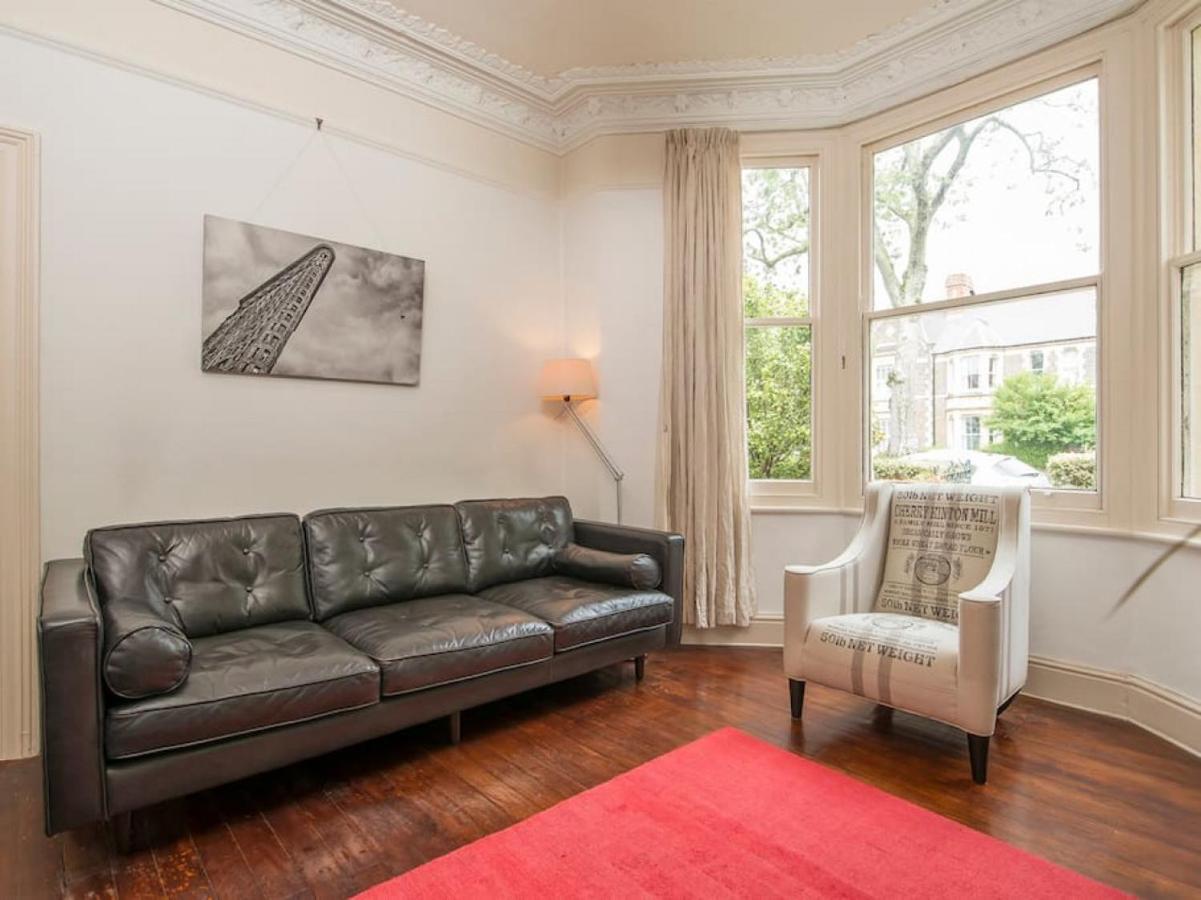 Spacious 4 Bedroom Character Home In Pontcanna Кардифф Экстерьер фото